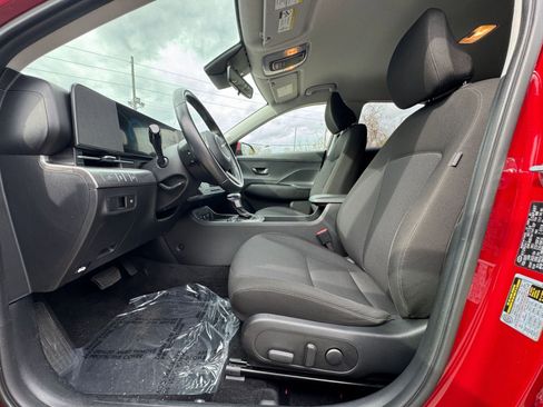 Used 2025 Hyundai Kona SEL image 23
