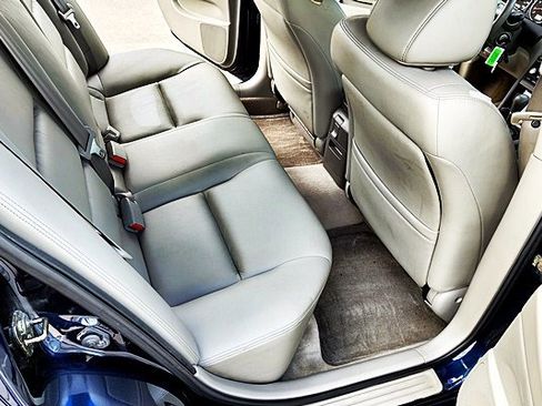 Used 2003 Nissan Maxima GLE image 17