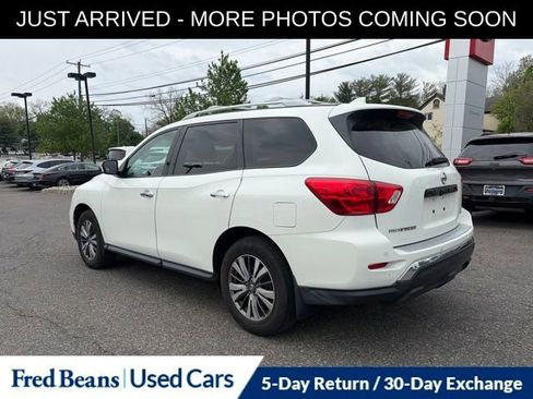 Used 2019 Nissan Pathfinder SV AWD/4WD image 5