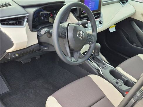 New 2026 Toyota Corolla LE FWD image 3