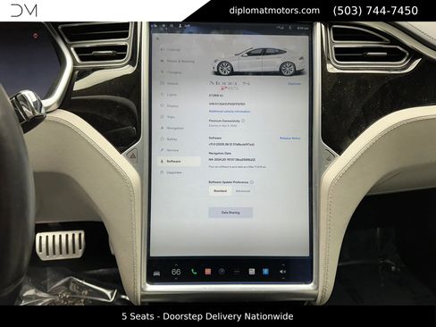 Used 2013 Tesla Model S Performance RWD image 32