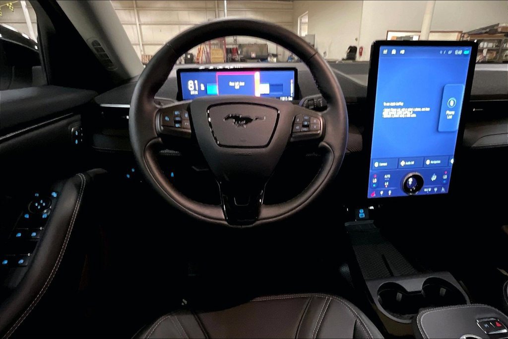 Certified 2024 Ford Mustang Mach-E Premium AWD/4WD image 5