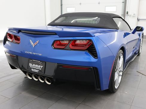 Used 2014 Chevrolet Corvette Stingray Convertible w/ 2LT Preferred Equipment Group RWD image 5