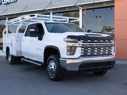 Used 2022 Chevrolet Silverado 3500 LT image 6