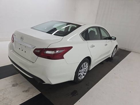 Used 2018 Nissan Altima 2.5 S w/ S Convenience Package FWD image 3
