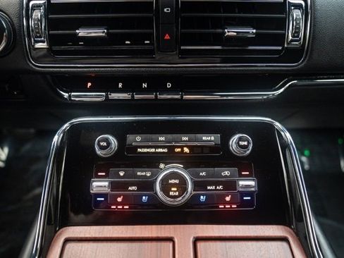 Used 2023 Lincoln Navigator Reserve w/ Equipment Group 201A image 32