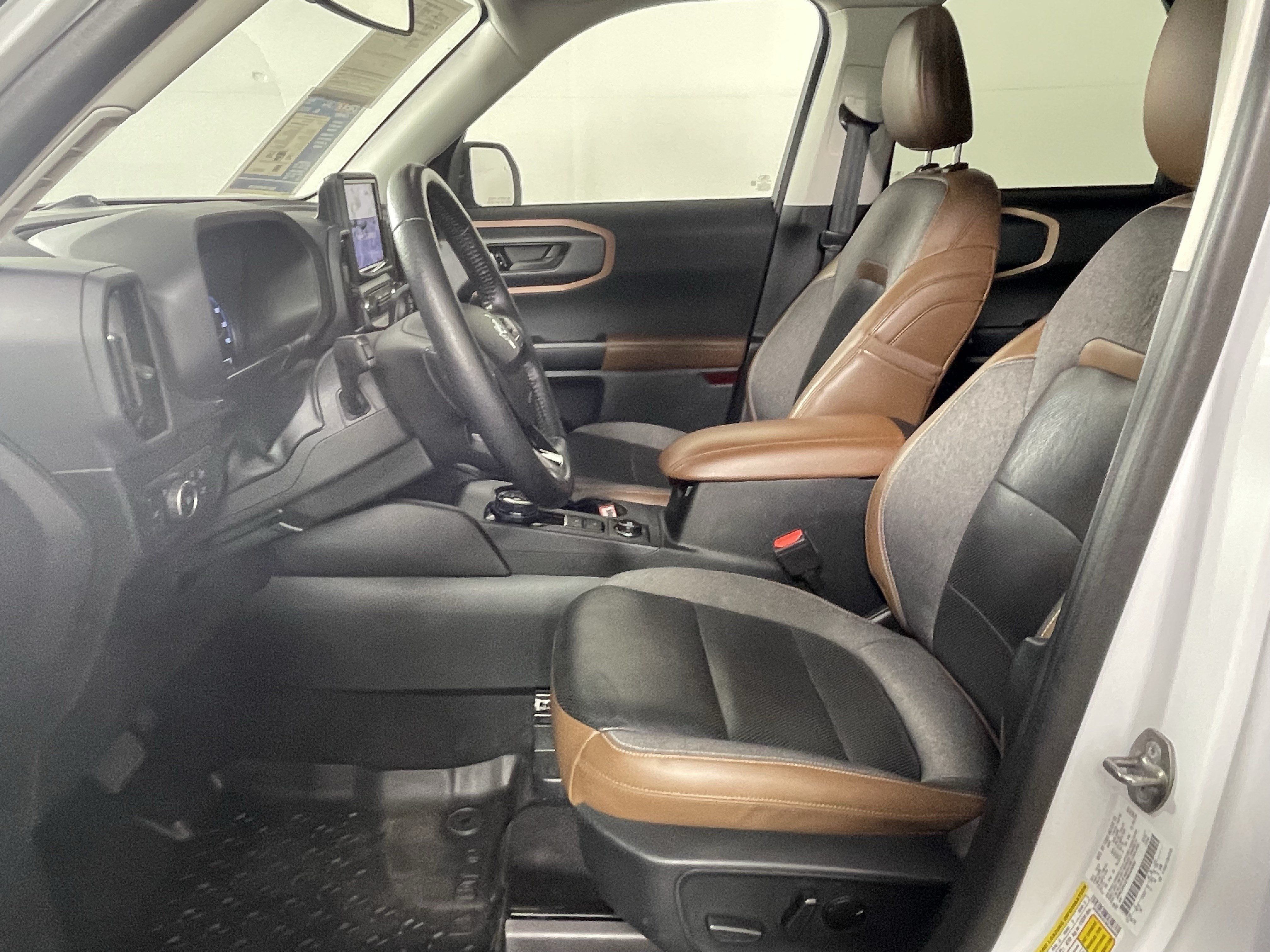 Used 2021 Ford Bronco Sport Outer Banks w/ Outer Banks Package AWD/4WD image 10