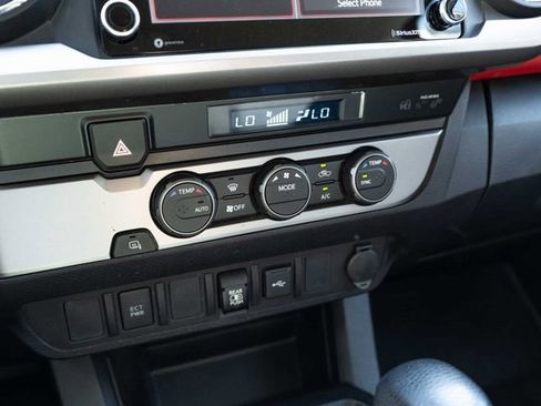 Used 2021 Toyota Tacoma SR5 image 17