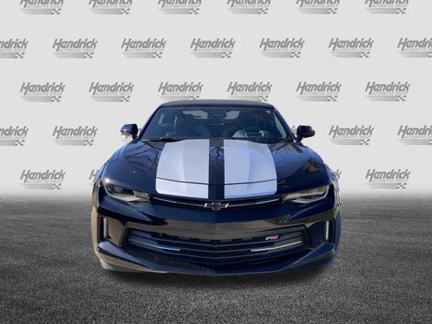 Used 2018 Chevrolet Camaro LT image 3