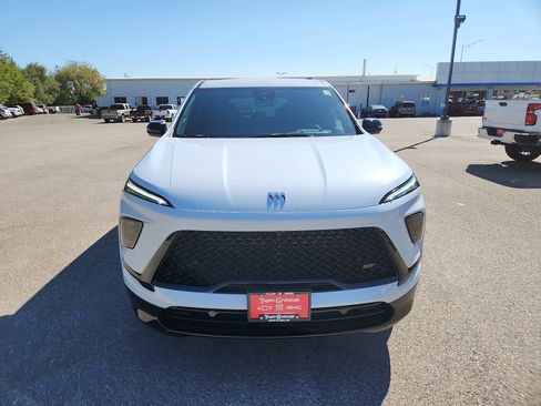 New 2026 Buick Enclave Sport Touring w/ Power Package image 4