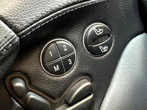 Used 2003 Mercedes-Benz SL 500 image 17