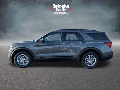 New 2026 Ford Explorer Active image 9