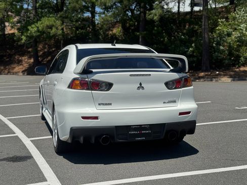 Used 2015 Mitsubishi Lancer Evolution GSR AWD/4WD image 9