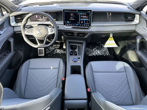 New 2026 Volkswagen Tiguan SE R-Line image 30