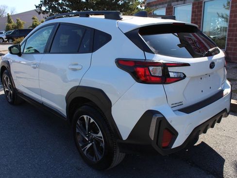 Used 2024 Subaru Crosstrek 2.0i Premium AWD/4WD image 10