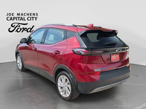Used 2022 Chevrolet Bolt EUV LT FWD image 7