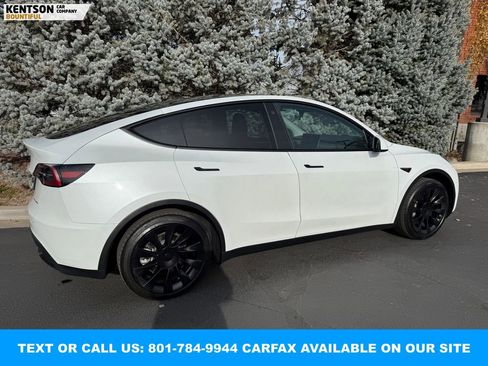 Used 2023 Tesla Model Y Long Range image 9