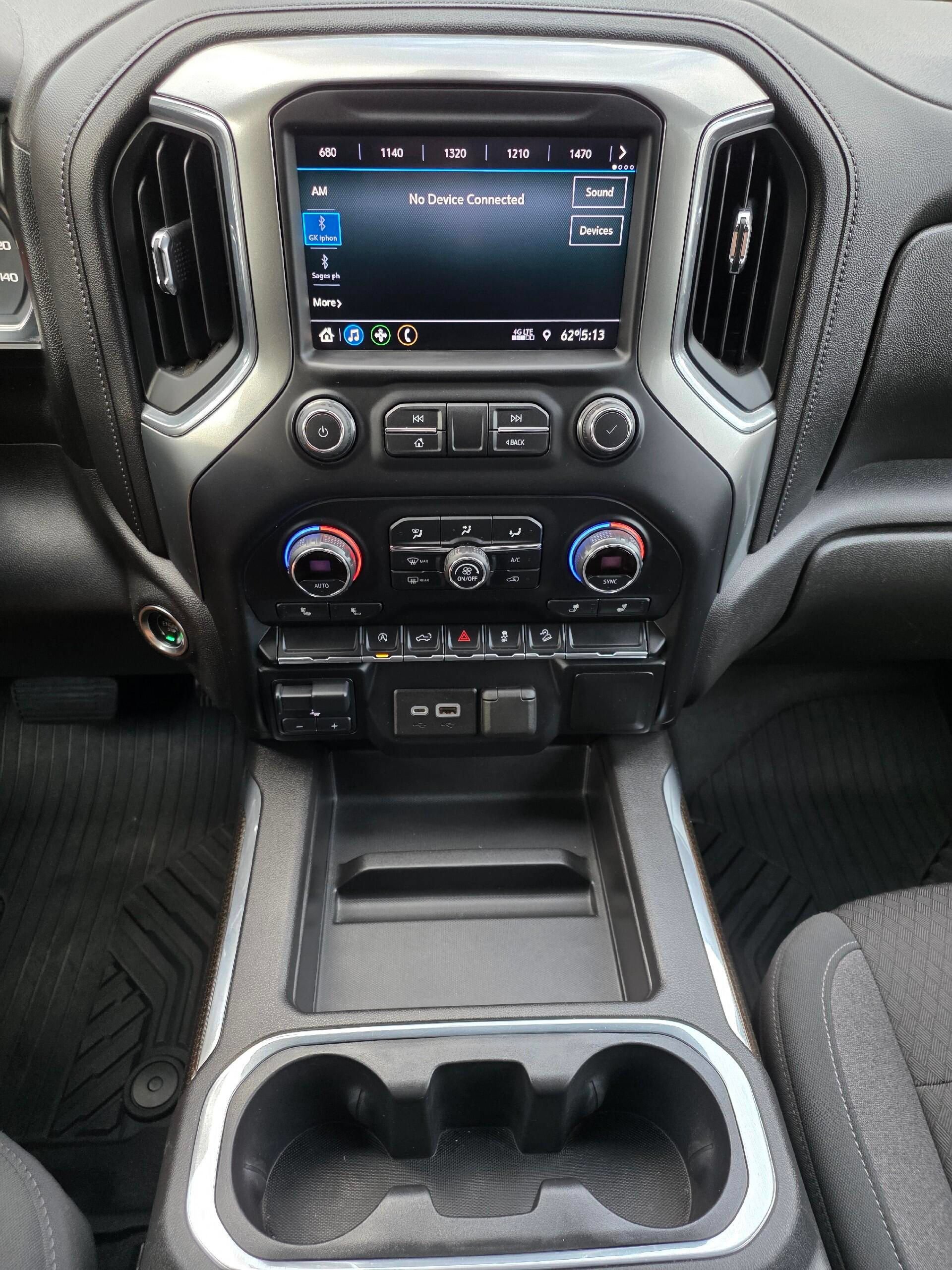 Used 2020 Chevrolet Silverado 1500 RST AWD/4WD image 18