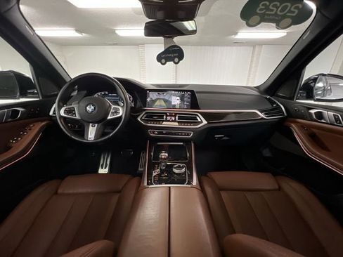Used 2023 BMW X5 M50i w/ Executive Package image 21
