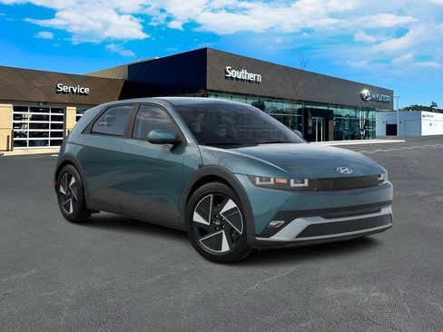 New 2026 Hyundai Ioniq 5 SE image 8