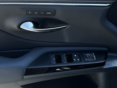 Used 2022 Lexus ES 350 w/ Premium Package FWD image 20
