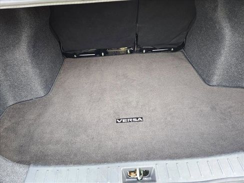 Used 2025 Nissan Versa SV FWD image 6