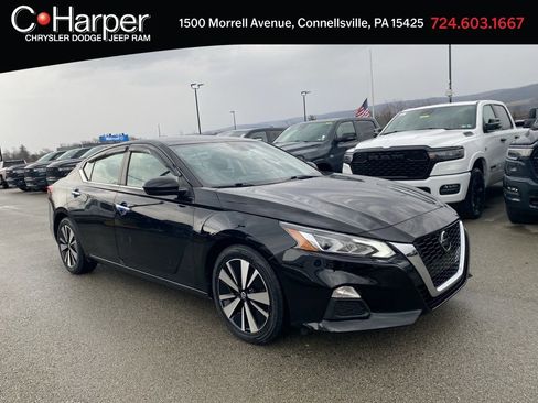 Used 2022 Nissan Altima 2.5 SV image 1