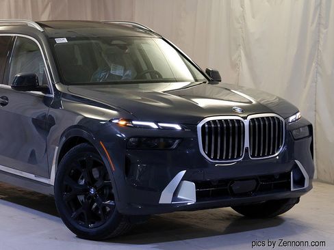 New 2026 BMW X7 xDrive40i w/ Executive Package image 2