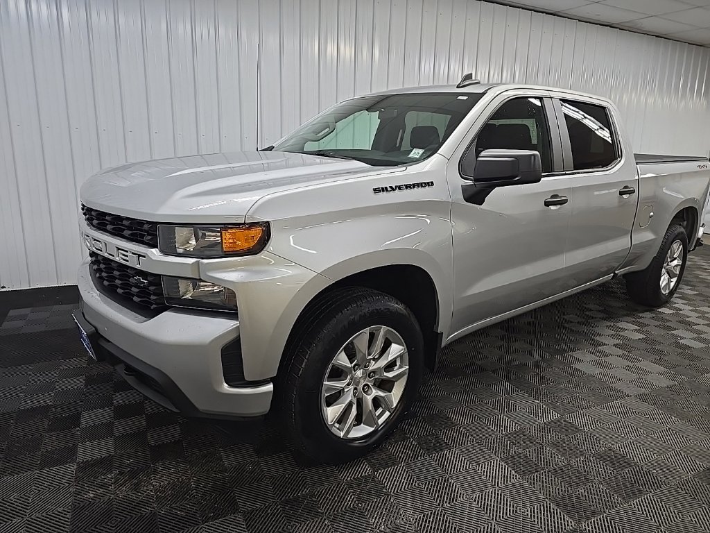 Used 2021 Chevrolet Silverado 1500 Custom w/ LPO, Dark Essentials Package AWD/4WD image 8