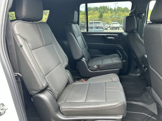 New 2026 Chevrolet Suburban RST w/ Comfort Package AWD/4WD image 28