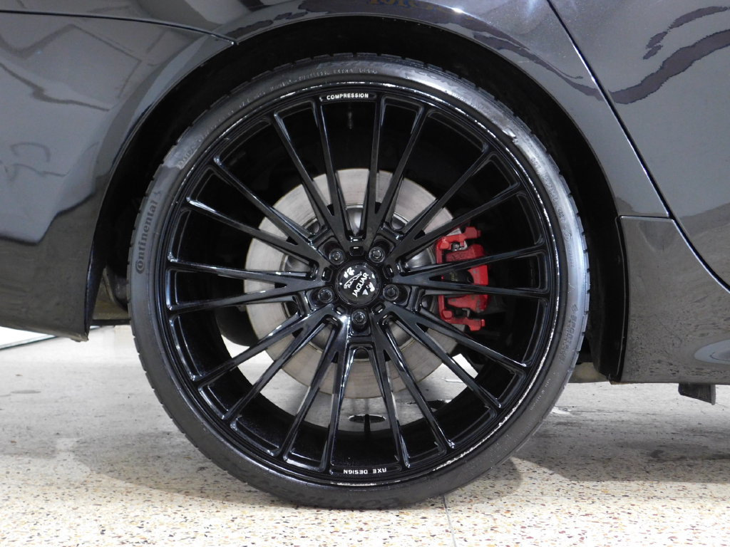 Used 2018 Jaguar XJ RWD image 89