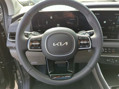 New 2026 Kia Carnival SX image 34