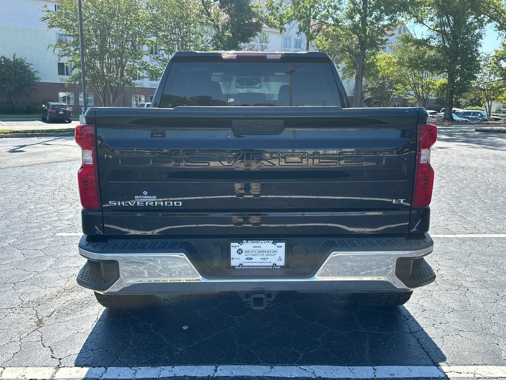 Used 2022 Chevrolet Silverado 1500 LT w/ Bed Protection Package AWD/4WD image 6