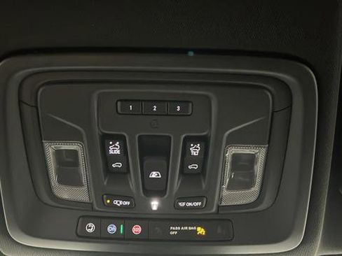 Used 2024 GMC Sierra 3500 AT4 w/ AT4 Premium Plus Package AWD/4WD image 35