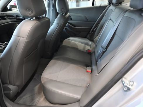 Used 2015 Chevrolet Malibu LT w/ Power Convenience Package FWD image 11