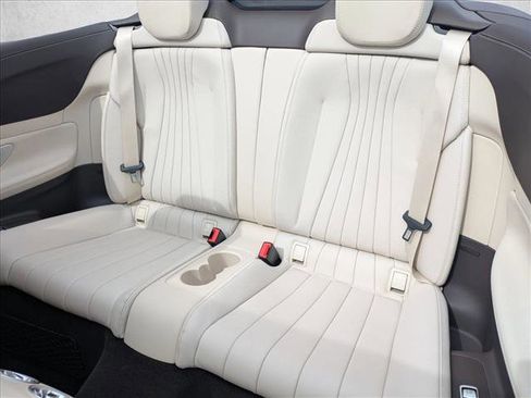 Used 2018 Mercedes-Benz E 400 E 400 image 18