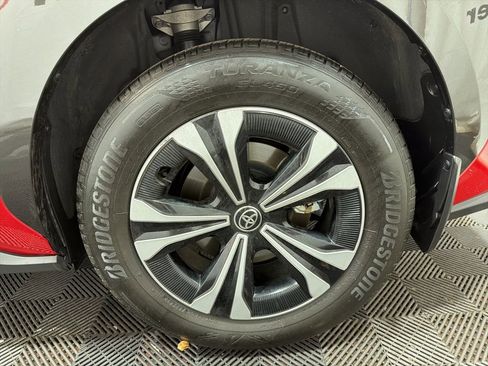 Used 2024 Toyota bZ4X XLE image 30