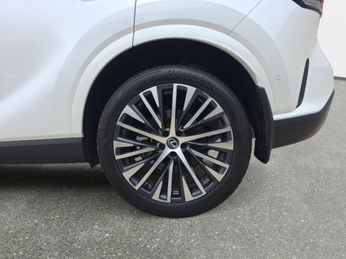 Used 2024 Lexus RX 350 Premium Plus w/ Convenience Package FWD image 32