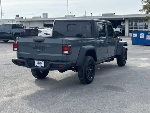 New 2026 Jeep Gladiator Sport AWD/4WD image 5