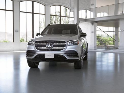 Used 2020 Mercedes-Benz GLS 580 4MATIC w/ E-Active Body Control Package image 42