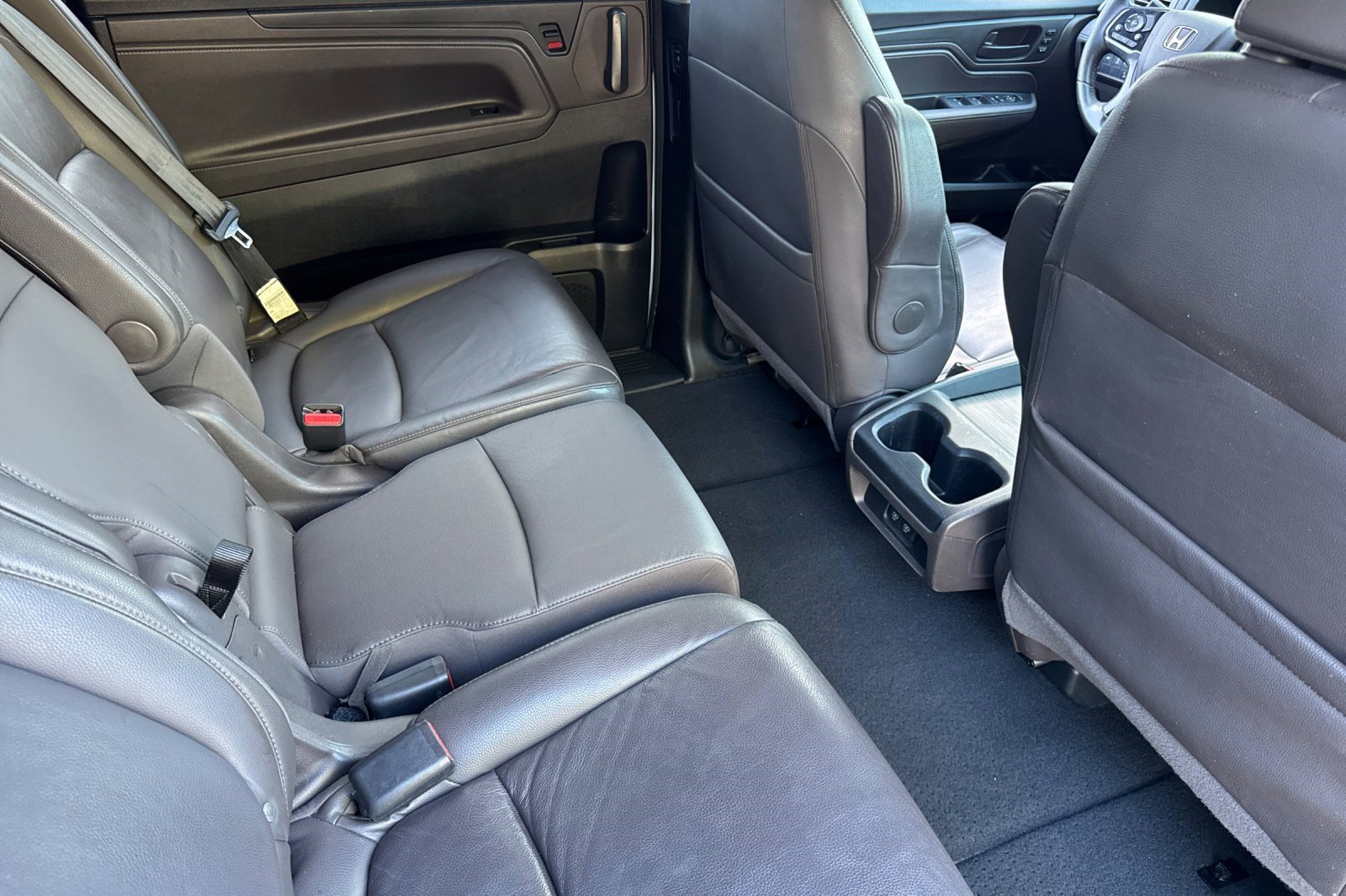 Used 2018 Honda Odyssey EX-L image 32