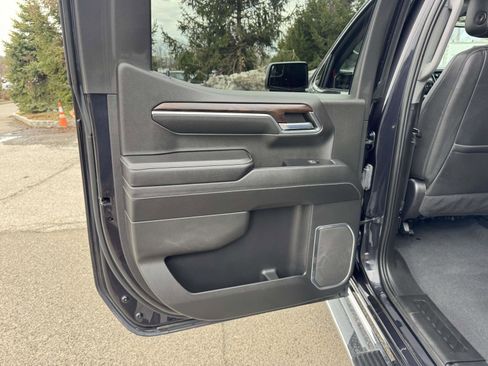 Used 2023 GMC Sierra 1500 SLT w/ SLT Premium Package image 21