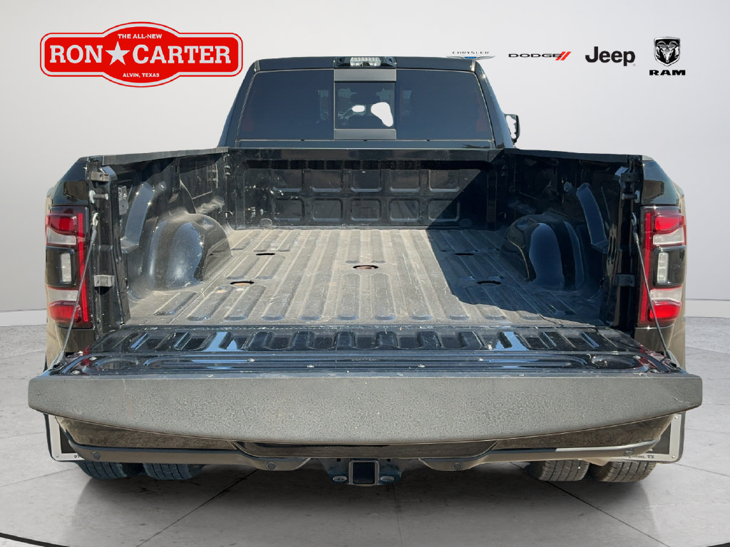 Used 2024 RAM 3500 Laramie w/ Night Edition AWD/4WD image 17