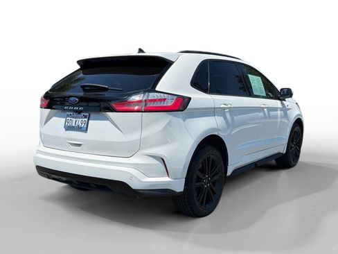 Used 2022 Ford Edge ST-Line AWD/4WD image 5