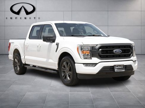 Used 2022 Ford F150 XLT w/ Equipment Group 302A High RWD image 3