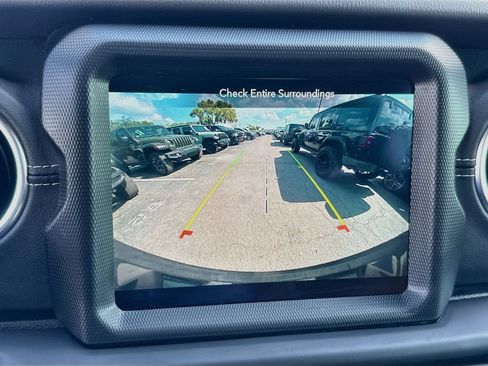 Certified 2023 Jeep Wrangler Unlimited Sahara AWD/4WD image 14