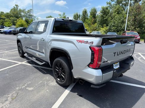 Used 2024 Toyota Tundra Platinum w/ TRD Off-Road Package AWD/4WD image 6