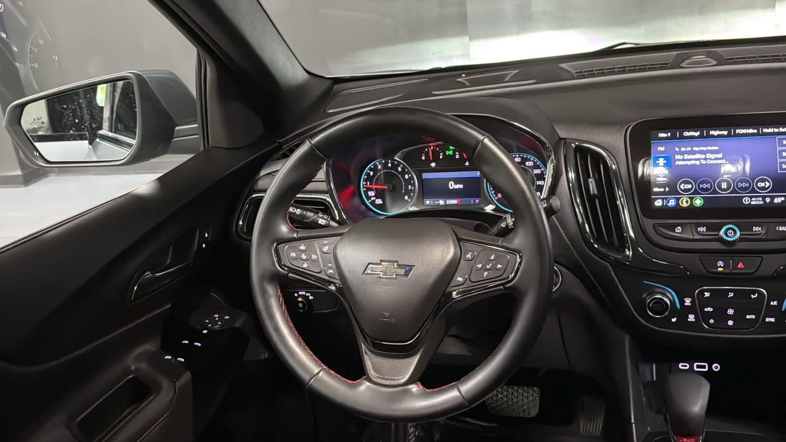 Used 2024 Chevrolet Equinox RS AWD/4WD image 24