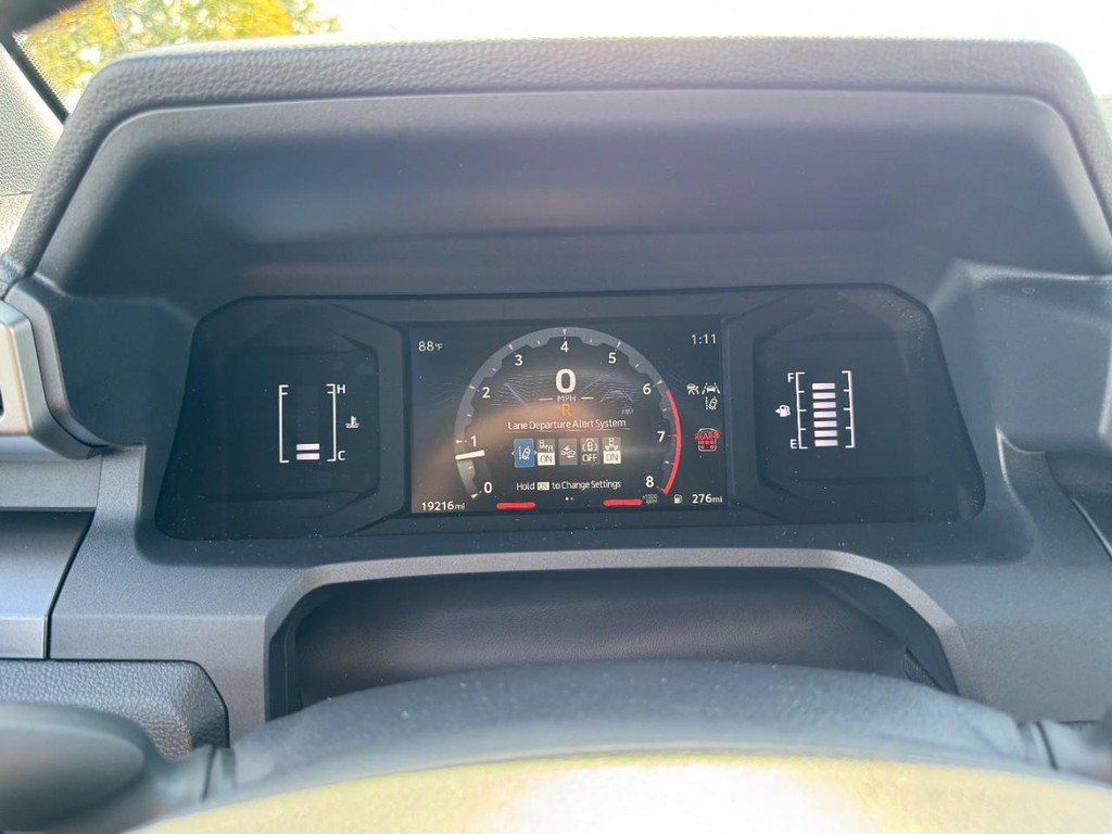 Used 2026 Toyota 4Runner SR5 AWD/4WD image 22