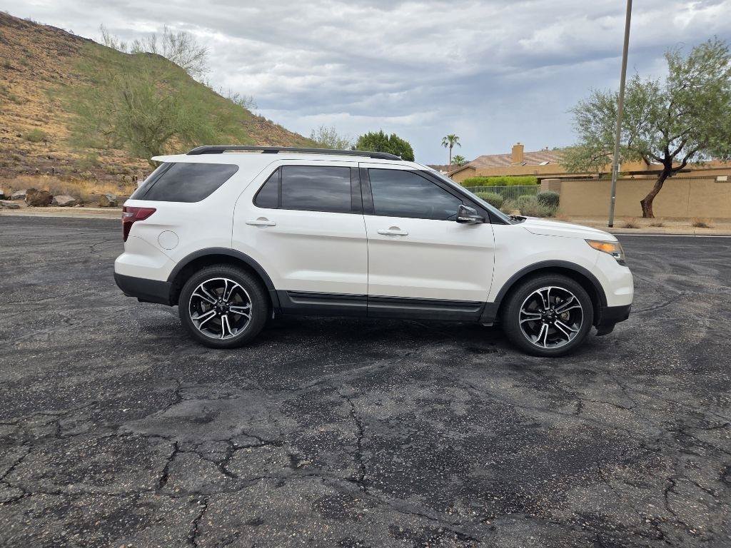 Used 2015 Ford Explorer Sport w/ Equipment Group 401A AWD/4WD image 3